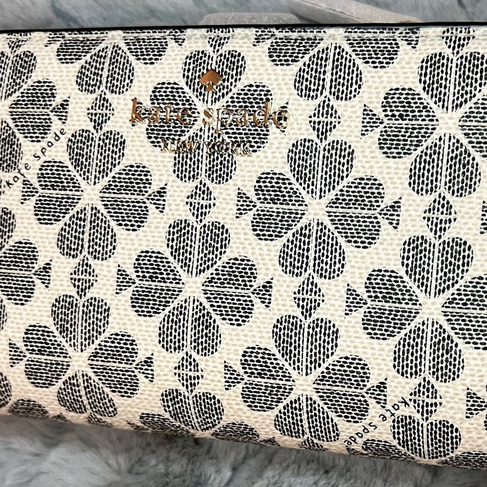 Kate Spade Black and White Floral Bifold Wallet